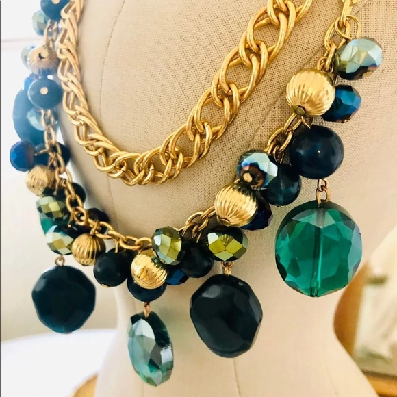Vintage Blue Crystal Necklace & Gold Wrap Earrings 💙 - Picture 6 of 12